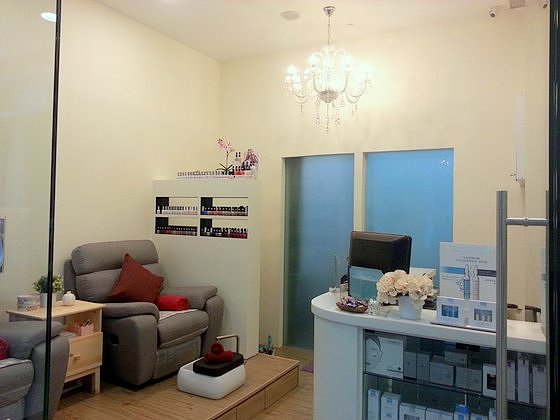 Beautique & Manicures – Beauty Salon in Singapore.