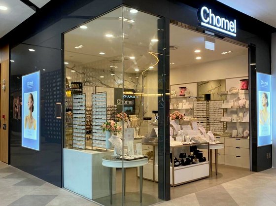 Chomel Singapore – 15 Accessories Shops in Singapore.