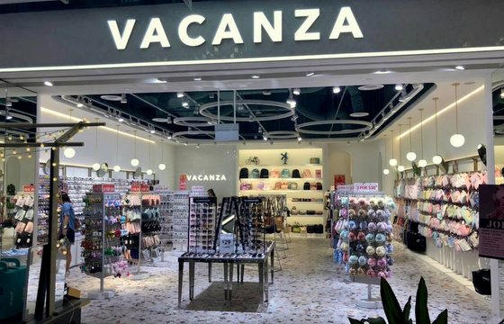 Vacanza – 3 Fashion Accessories Stores in Singapore.